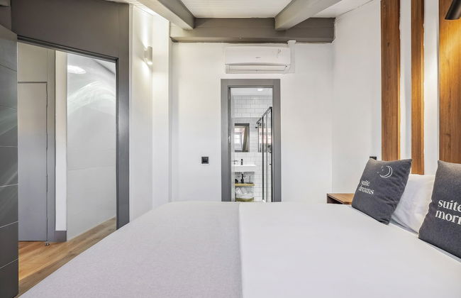 Limehome Madrid Calle de Santa Ana - Photo 6