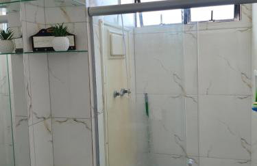 Flat Aconchegante Novíssimo e muito bem localizado - Foto 17