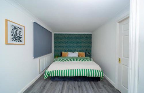 Duplex 2-Bed House with free Parking Near Greenwich O2 and city centre - Foto 23