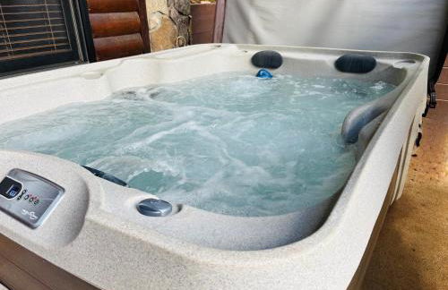 Above Expectations-New Exterior-Sleeps 8-Hot Tub-Games Galore-Nature - Foto 10