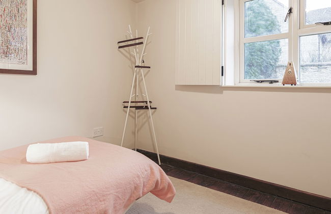 Honeypot Cottage-Lovely Bolthole in Stow - Photo 12