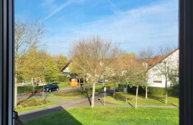 Schöne Wohnung mit eigenem Eingang und Parkplatz - Photo 10