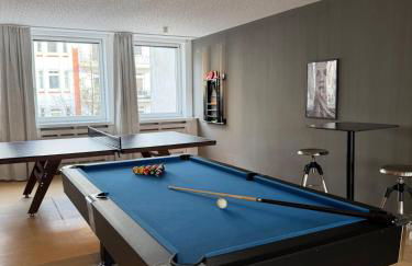 280 qm Billard Tischtennis Tischkicker - Foto 1