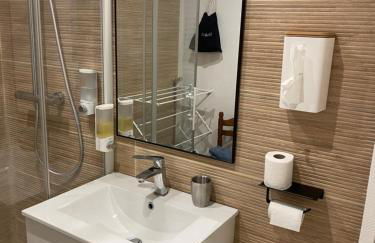 AU 47 ALLÉES D'ETIGNY - CENTRAL & STANDING - avec parking - Linge de lit et de toilette inclus - Foto 57