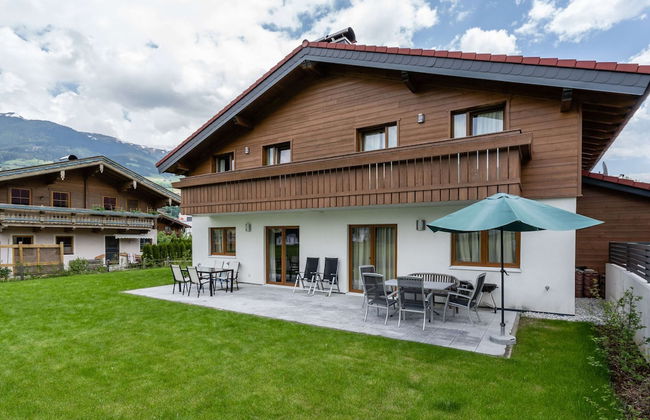 Holiday Home in Mittersill Near Kitzbuhel - Foto 1
