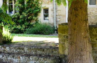 Charney Manor - Photo 48