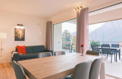 Costa blu - terrace overlooking the lake & pool - Foto 12