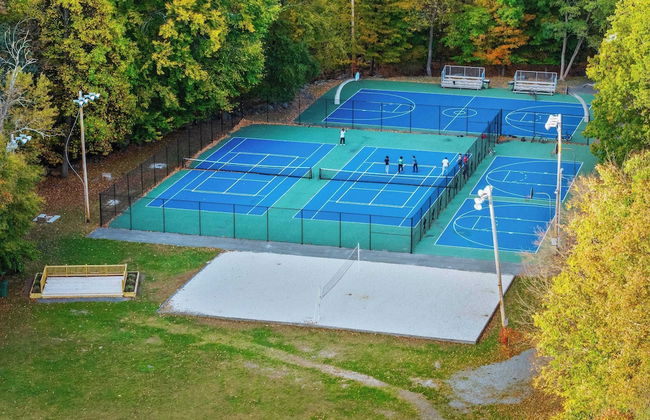 Pirate-themed Lakefront Home w/ Kayaks, Game Room, Views & Hidden Treasure Hunt - Foto 41