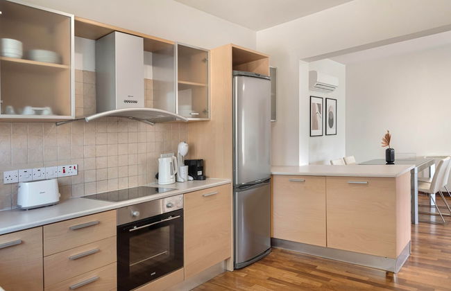 Phaedrus Living Evergreen City Flat - Foto 8