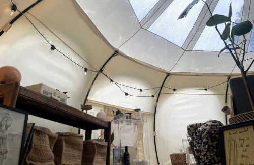 The Hideout - Stargazing Glamping Swim Oasis - Foto 43