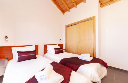 Melo's Place - Photo 11