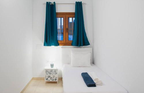 Villa Vista Reina - Luxury 6 Bedroom - Heated Pool- Views - Pool Table - Vista Lobos - Playa Blanca - Photo 46