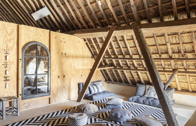 Luxuriously Restored Farmhouse With Trendy Interior Close to sea and Forest - Foto 78