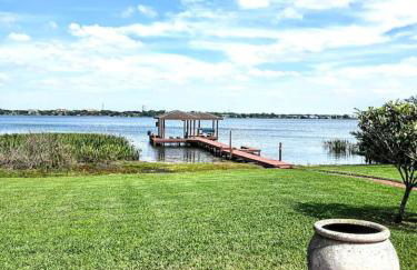 Peaceful Lakeside Retreat - Foto 15