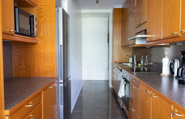 2ndhomes 2BR Center Apartment w Balcony - Foto 12