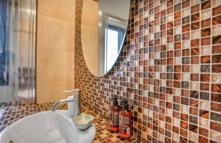 Agni Suites - Photo 12