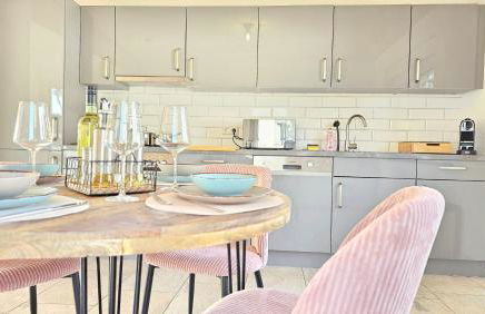 Weil am Rhein I Design I Klimaanlage I Balkon I Boxspring I Nespresso - Foto 5