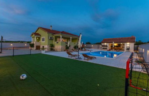 Gorgeous Home In Gornje Rastane - Foto 19