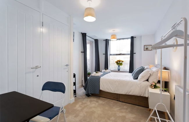 Host Stay Farrier William - Photo 8