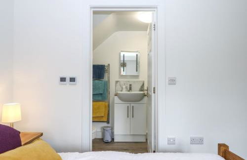 Bumblebee Cottage - Photo 28