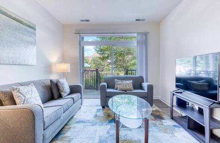 Luxury Modern Apt with Patio - Foto 1