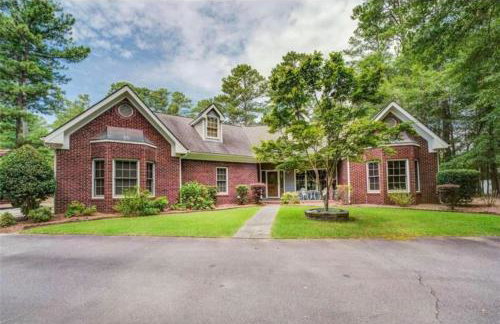 Secluded Retreat with Pool near Stone Mountain, Aquarium and Coca-Cola - Downtown - Foto 63