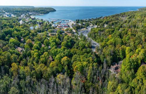 Modern Home Walk to Downtown, Hot Tub & GameRoom - Foto 64