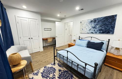 Stylish Cozy 2BR Apartment in DC - Photo 1