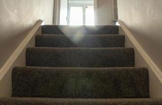 Modern 2-Bed Near Station - Ideal for Relocations & Contractors - Foto 35