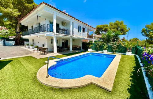 Chalet con piscina privada en Alcocebre - Foto 2