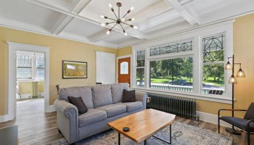 Stunning Craftsman Home in Manito FREE parking - Foto 1