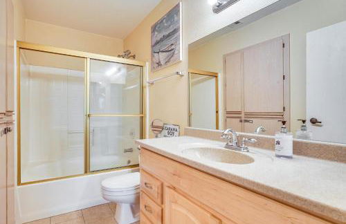 Walk to Golf and Beach Queens Bay Resort Condo - Foto 15