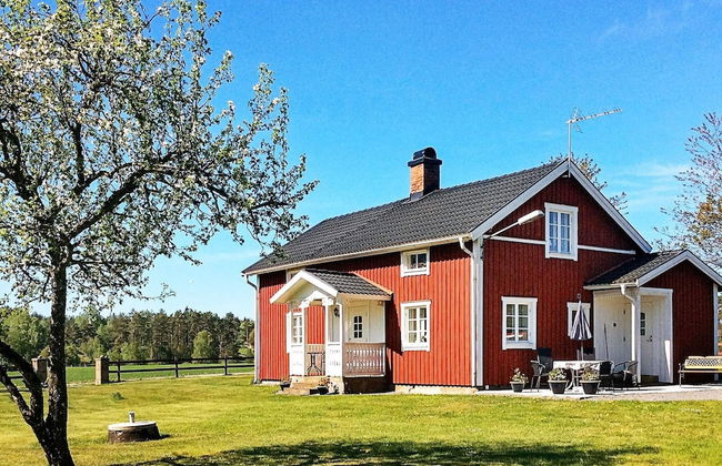 5 Person Holiday Home in Savsjo - Foto 1