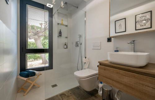 Villa Mediterranean, piscina privada, barbacoa. - Foto 34