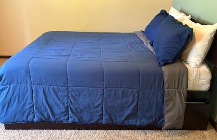 Tree-lined Home with Hot Tub Firepit & Large Yard - Foto 27