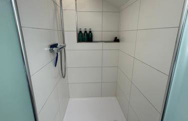 Voll ausgestattete Wohnung mit Südbalkon familien- & hundefreundlich - Photo 21