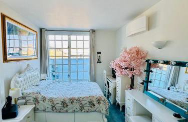 A Penthouse by Tower Bridge - Photo 3