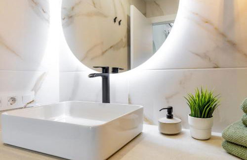 Spacious apartment with ocean view - Photo 22