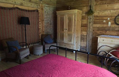 Nad Mikowym Potokiem - wydzielona część drewnianego domu z osobnym wejściem i ogrodem - Foto 42