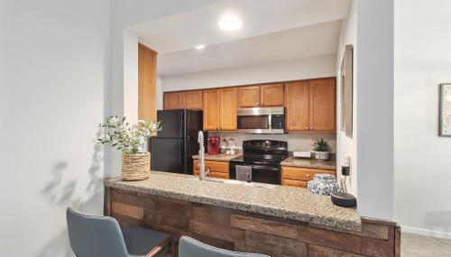 Overland Park Condo, Close to Lakes and Parks! - Foto 2