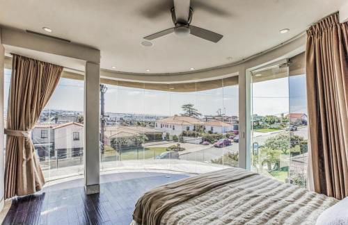 The Wave House! Custom Gem with Panoramic Views, Fire Pit, BBQ, Pool Table - Foto 14