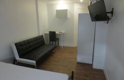 Appartements et studios meublés au centre ville d'Ouzouer Sur Loire - Photo 7