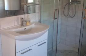 Iris Sabunike - Photo 67