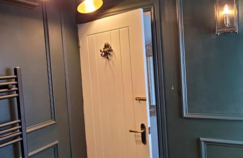 8 Opera Suites, Llangollen - Photo 21