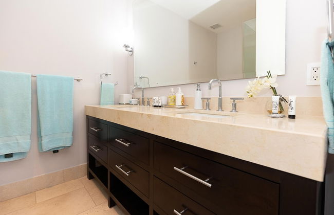 The Puerta del Sol Condo - Foto 13