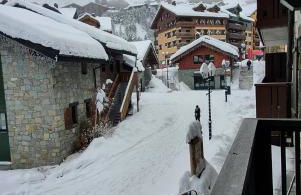 Appartement ARC 1950 m, Ski au pied, piscine extérieure chauffée, remontées mécaniques à 100m, sauna et salle de sports - Foto 20