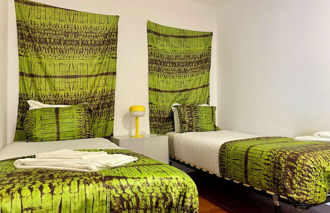 Live Laugh Love Beach Guest Home with AC - Photo 23