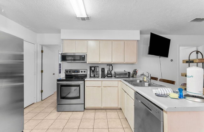 Lux min to Beach and Hospital with Hot Tub - Foto 31