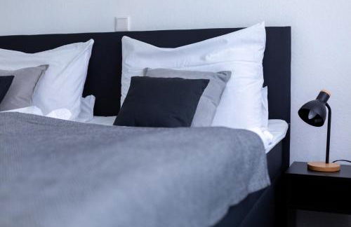 BEST STAY CityAppartment Hünfeld- SmartTV FreeWlan Balkon, in wenigen Minuten am Bahnhof, Innenstadt und doch ruhig gelegen - ideal für Paare oder Geschäftsreisen - Foto 14