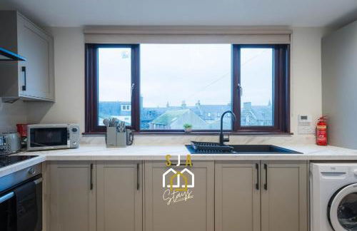 Fraserburgh Stay - SJA Stays - Modern 2 Bed Apartment - Foto 3